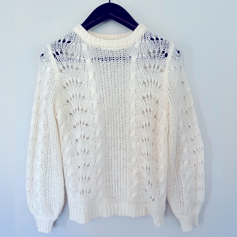 Jessica Simpson ivory “crochet” sweater- Women’s M